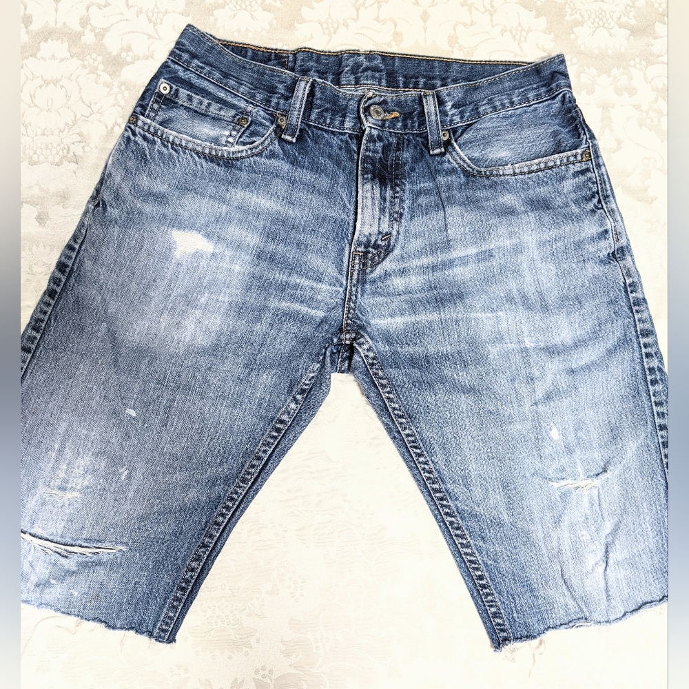Levi's 514 shorts 32 slim blue denim naturally distressed